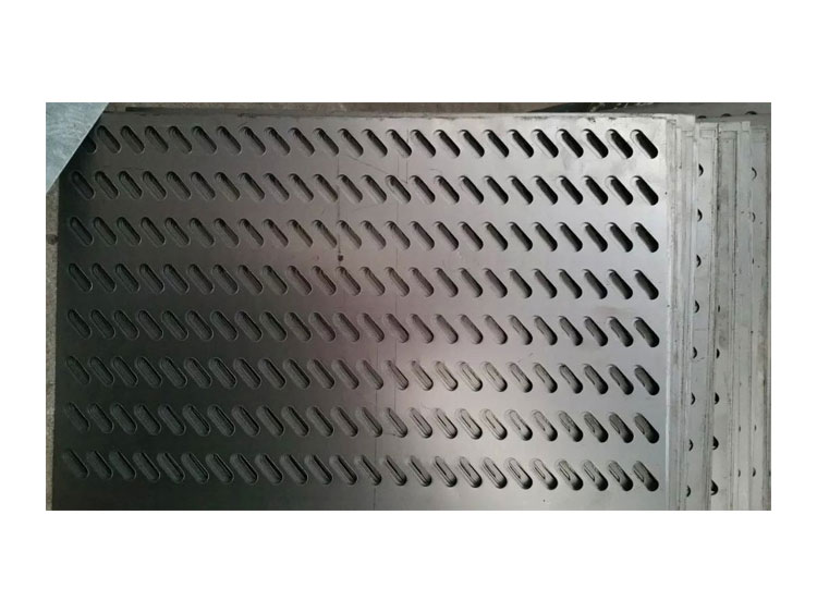 篩板加工產(chǎn)品的優(yōu)勢助力其應(yīng)用的廣發(fā)性